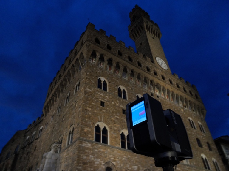 The Faro Focus 3D scanning the front face of Palazzo Vecchio in Florence.